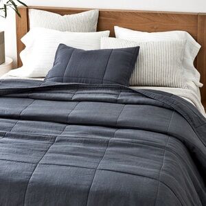 West Elm Quilt Full/Queen
